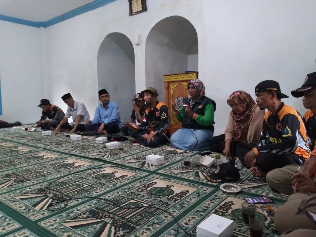 PEMBINAAN KEGIATAN PROGRAM KAMPUNG IKLIM (PROKLIM) DI KEBUN GUNUNGPASANG PERUMDA PERKEBUNAN KAHYANGAN JEMBER