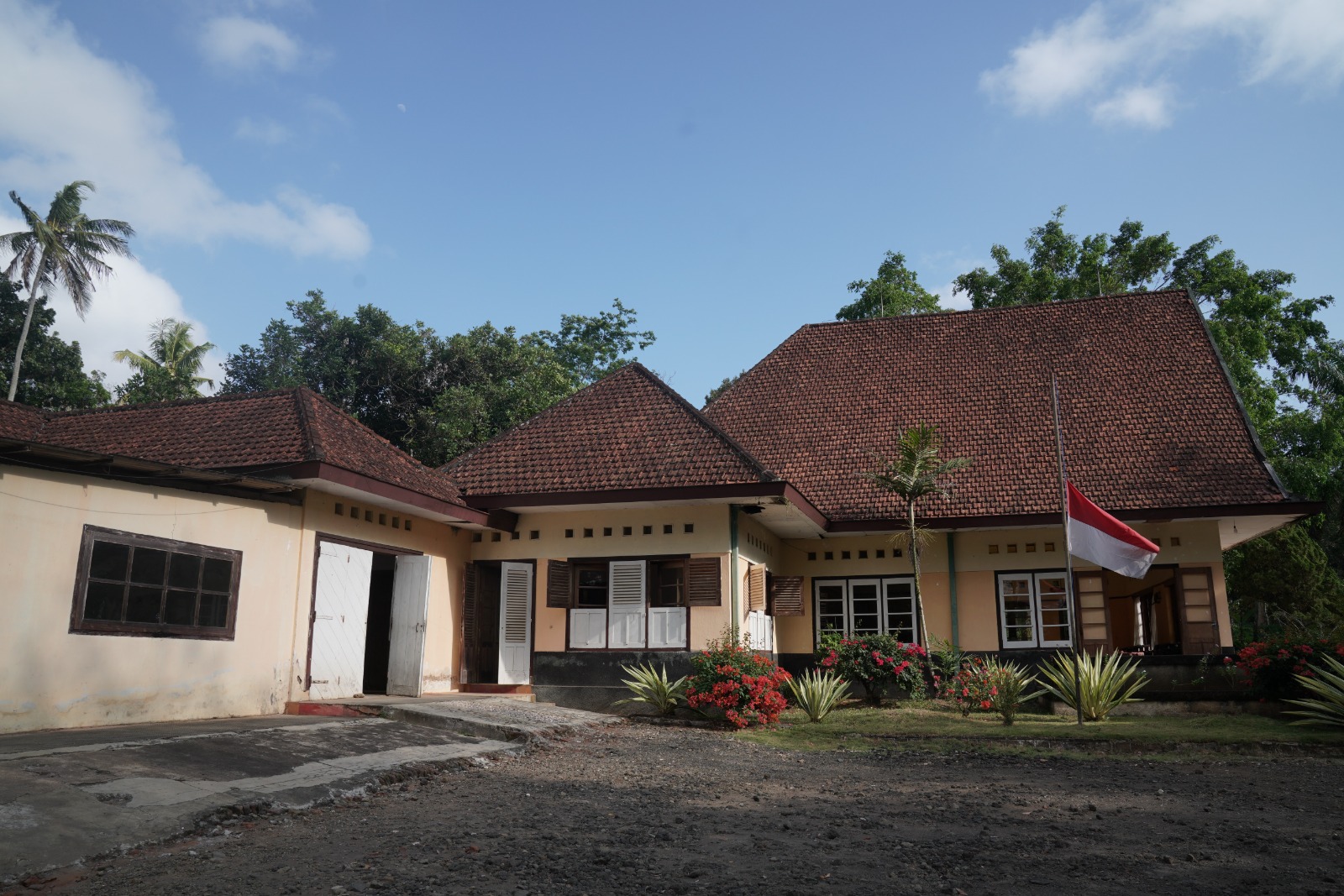 WISATA KAMPUNG BELGIA (WKB) KEBUN SUMBERWADUNG