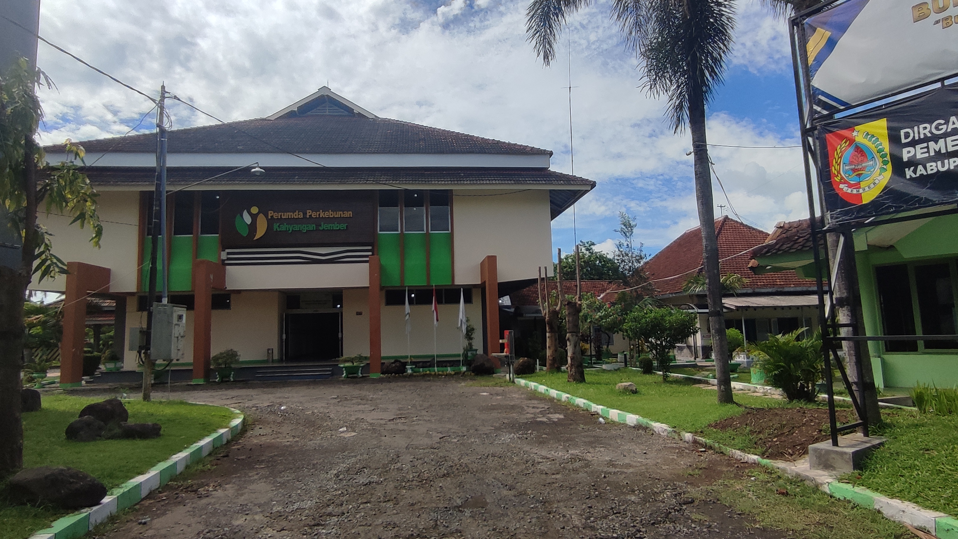 PENGUMUMAN HASIL WAWANCARA AKHIR OLEH BUPATI JEMBER TERHADAP CALON DIREKSI BUMD KAB. JEMBER TAHUN 2026